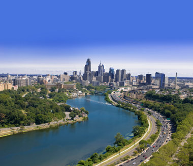 photo of Philadelphia skyline and river