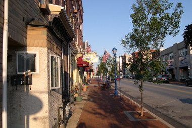 Shopping along city street